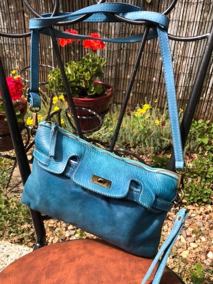👜 Sac à main pochette bleu turquoise à bandoulière - 100% Cuir - photo numéro 15
