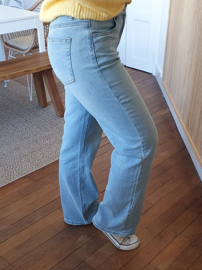 Jean large bleu clair Beauvais Taille 38 (taille grand) - photo numéro 5