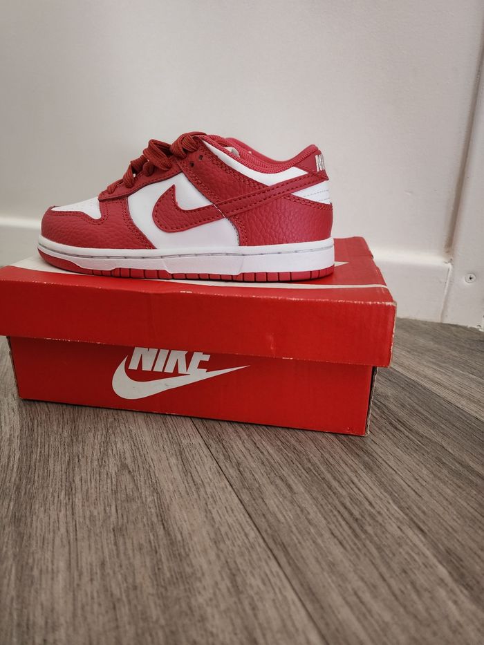 Vend Nike Dunk low Taille 28 - photo numéro 4