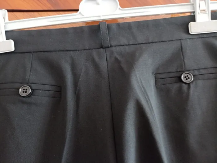 Magnifique pantalon noir-T42- Garou par Patrick Mendes - photo numéro 4