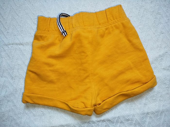 Ensemble jaune singes - photo numéro 6