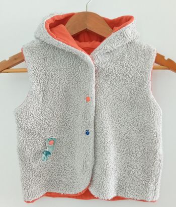 Gilet veste à capuche  réversible 10 ans fille