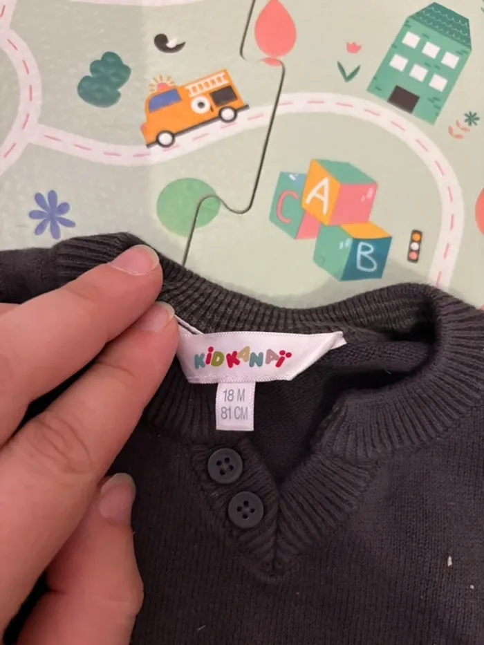 Pull sans manche kidkanai 18 mois - photo numéro 2