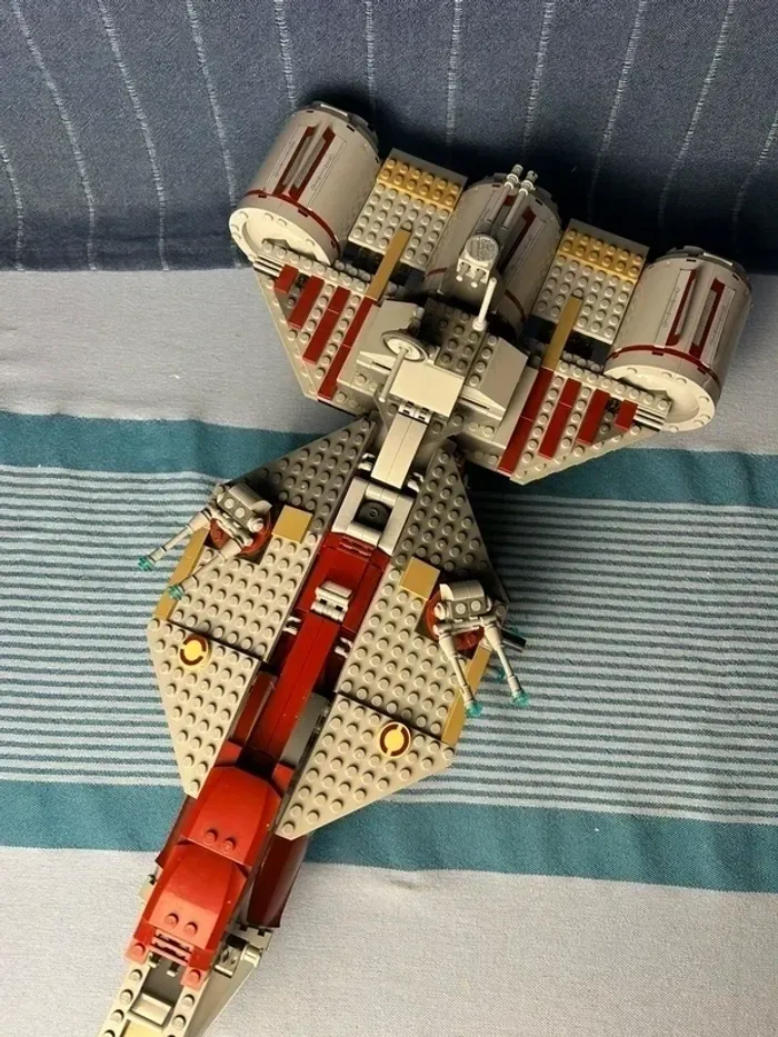 Lego Star Wars 7964 Fregate de La Republique sans figurine - photo numéro 2