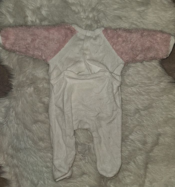 Pyjama Disney Baby – 1 mois - photo numéro 3