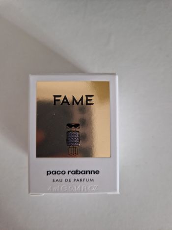 Parfum miniature de FAME