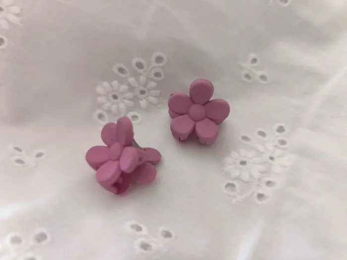 🌸 Lot de 4 mini pinces fleurs – Crème & Violet 🌸 - photo numéro 8