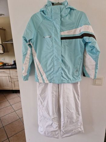 Combinaison de skis 10 ans