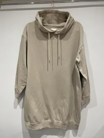 Sweat long à capuche