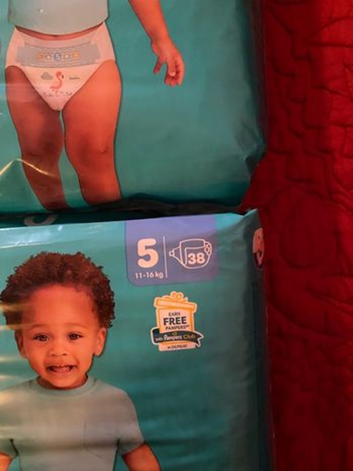Pampers baby dry taille 5 - photo numéro 2
