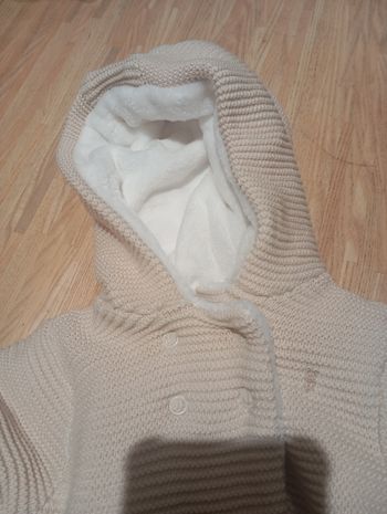 Veste chaude Okaïdi neuve beige 6 mois