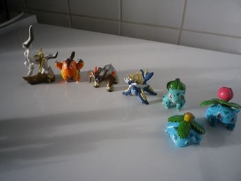 FIGURINES POKEMON