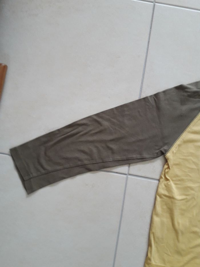 T-shirt à capuche 8 ans - photo numéro 7