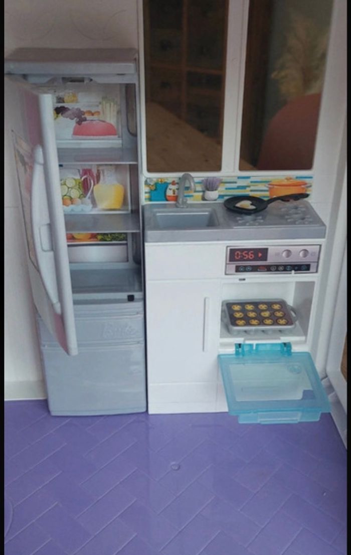 Grande maison Barbie Malibu 2 en 1 beaucoup accessoires en + - photo numéro 9