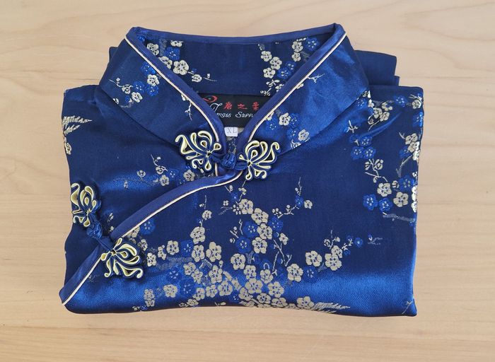 Robe chinoise - T. 44 - Comme neuve