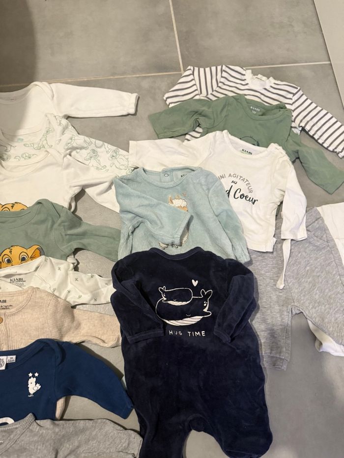 Lots 1 mois garçon - photo numéro 4