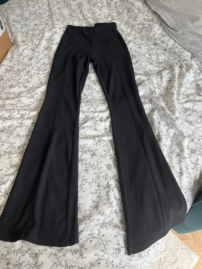 Pantalon/legging Pull&Bear en taille S - photo numéro 2
