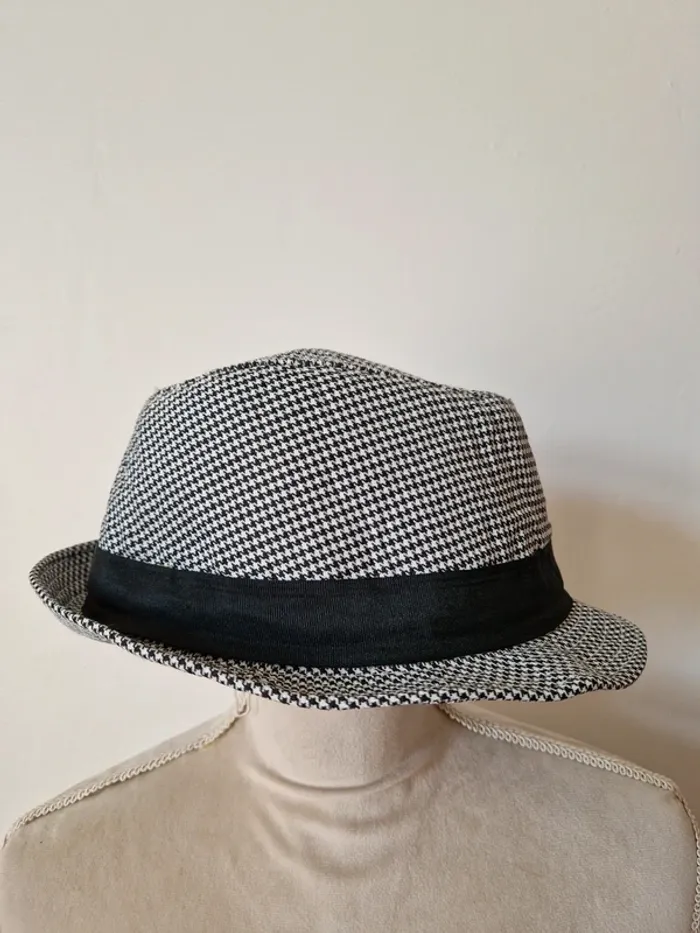 Chapeau motif pied de poule noir et blanc avec nœud - photo numéro 5