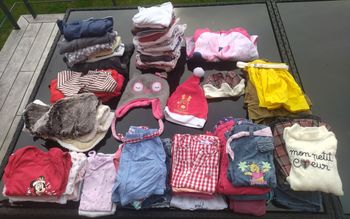Lot de vêtements fille 2 ans