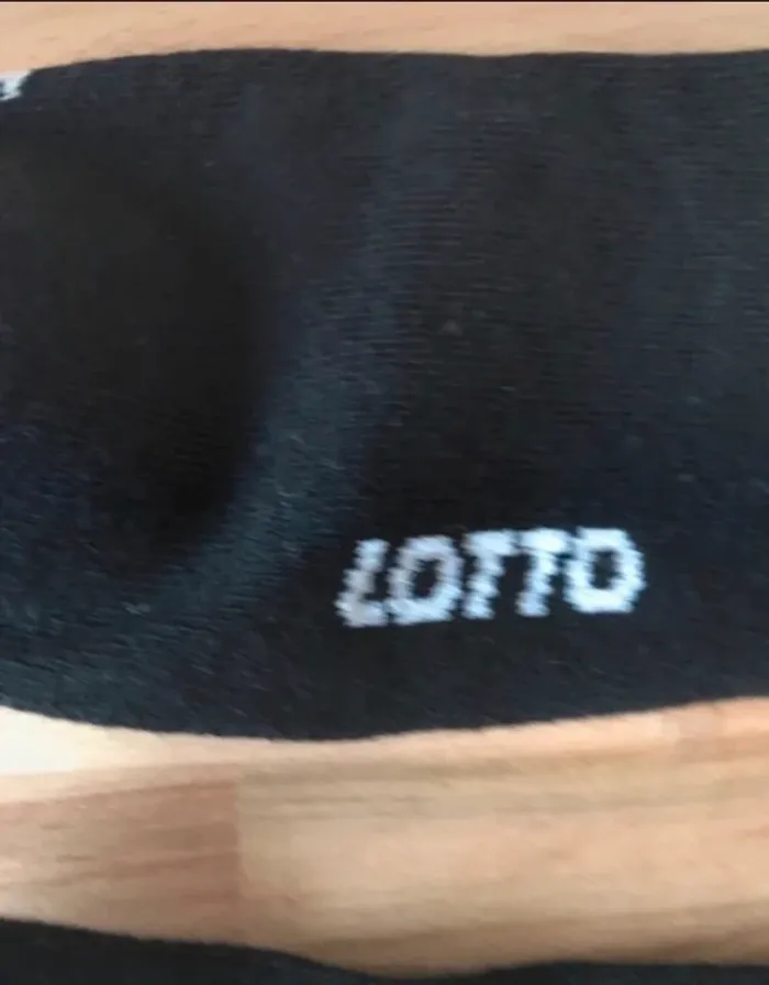 Paire de chaussettes basses lotto 35 38 neuves jamais portées - photo numéro 3