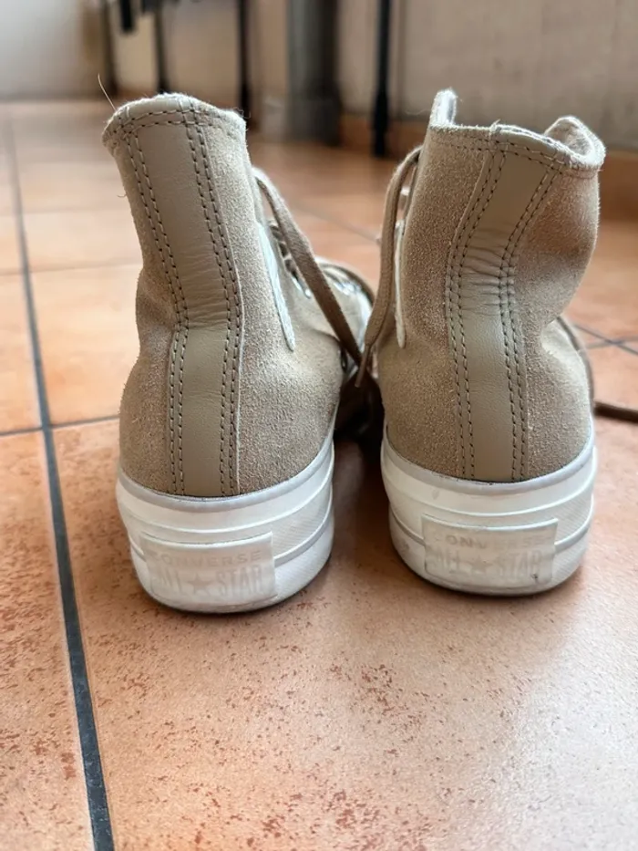 Converses beige intérieur moumoute - photo numéro 7