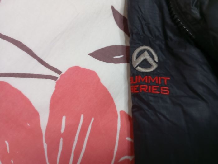Doudoune north face très bon état serie speciale summit serie 800 - photo numéro 5
