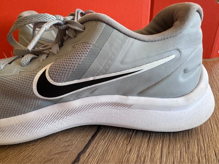 Baskets Nike star runner 3 pointure 38 très bon état - photo numéro 6