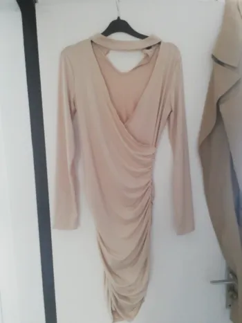 Robe longue avec des plies