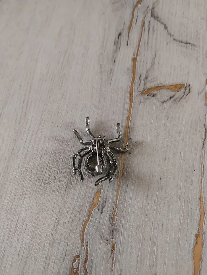 Broche araignée - photo numéro 2
