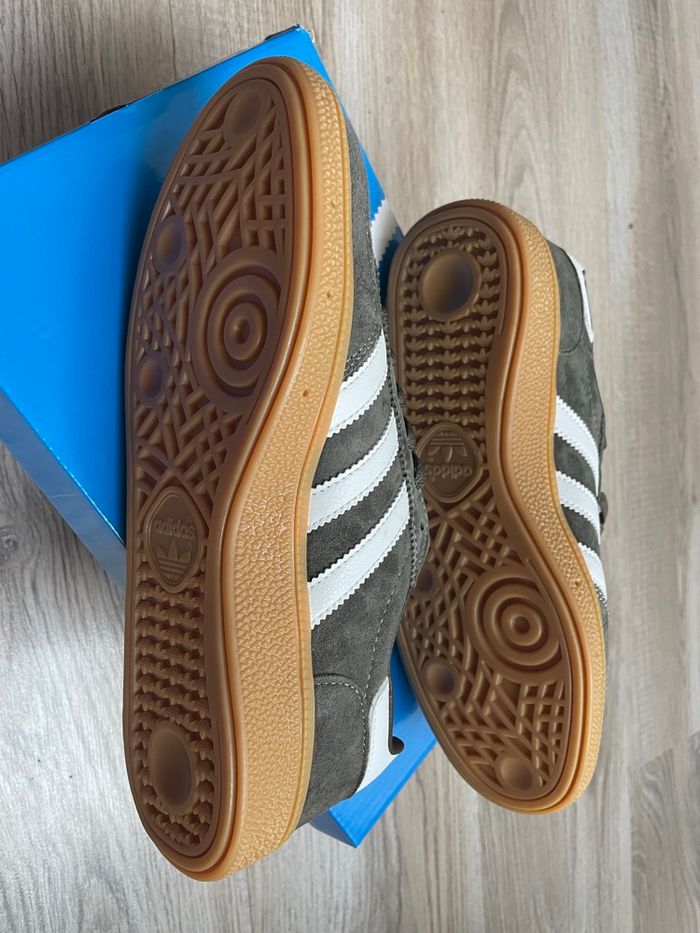 Spezial gris taille 38 - photo numéro 6