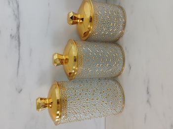 3 belles boîtes dorées 