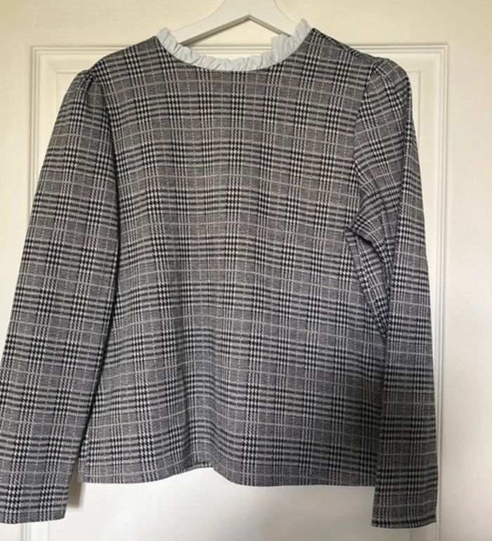 Blouse femme à carreaux noir et blanc