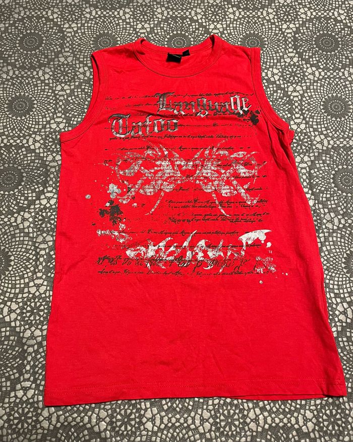 Teeshirt sans manches taille 12 ans