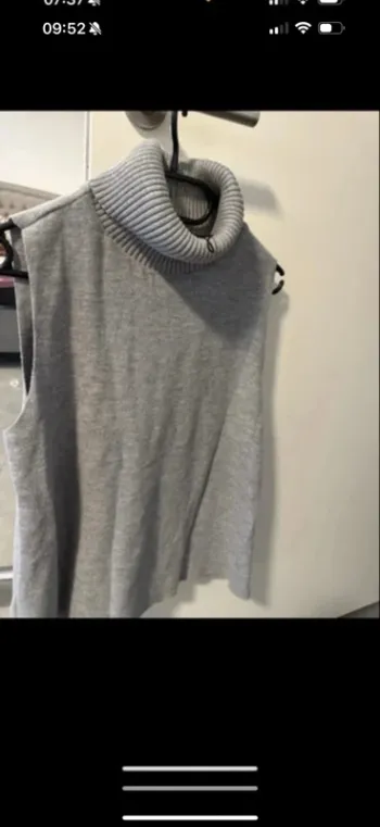 Debardeur a col Zara taille M neuf