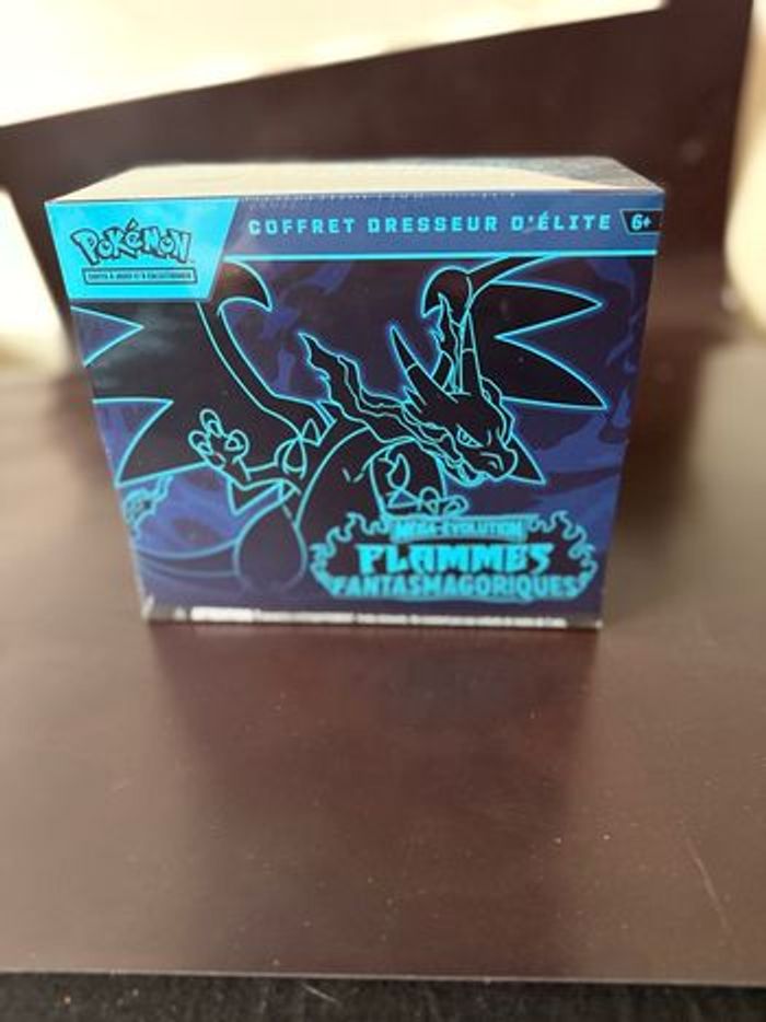 ETB Flammes Fantasmagoriques ME2