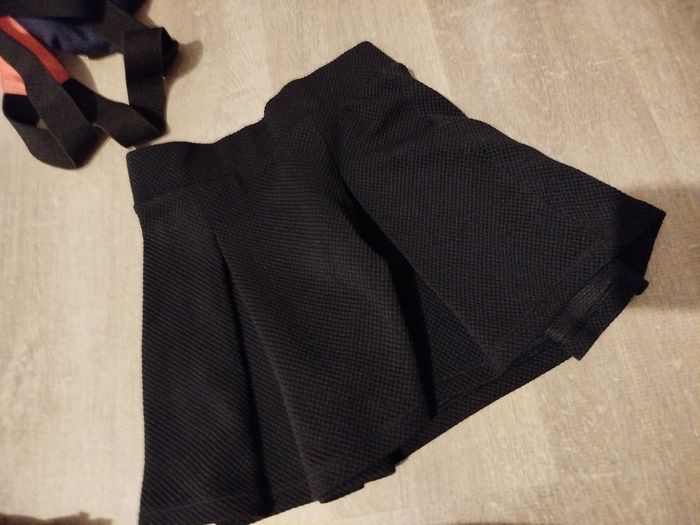 Lot vêtements fille 5 ans - photo numéro 2