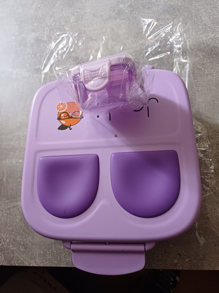 Boîte à pique-nique ou lunch neuve