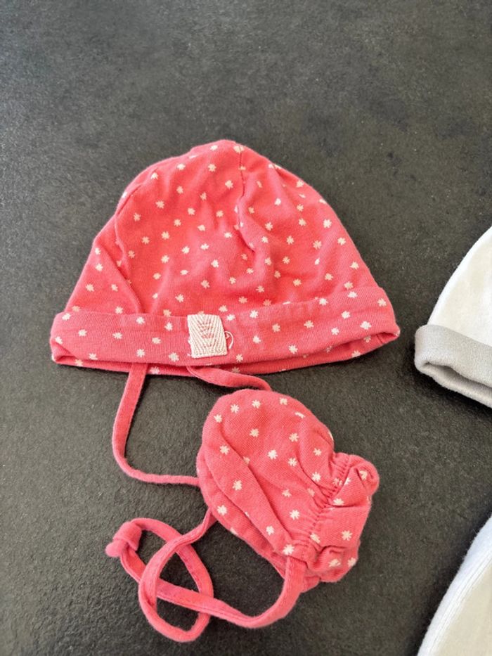 Lot bonnets naissance + chaussons - photo numéro 8