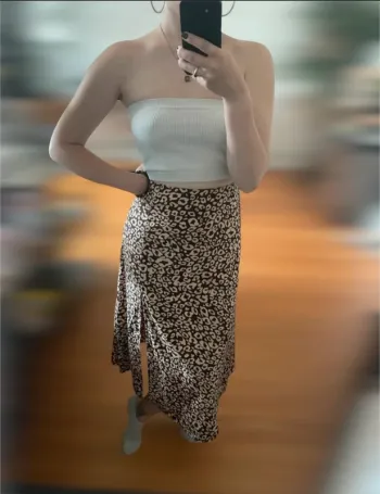 Jupe longue à motif taille haute avec fente
