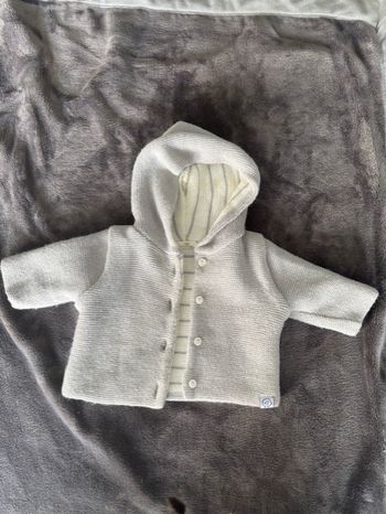 Manteau en maille taille 1-3 mois