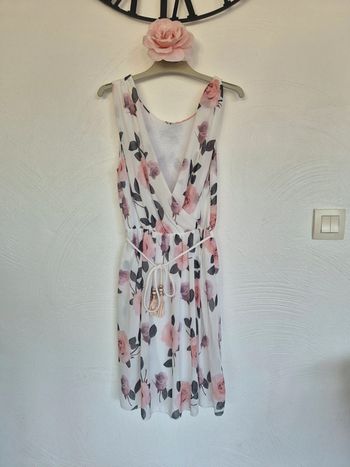 Robe été  blanche fleurs taille unique