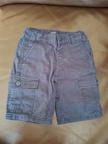 Short 3 ans