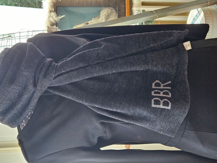 Echarpe enveloppante noire, fabrication française