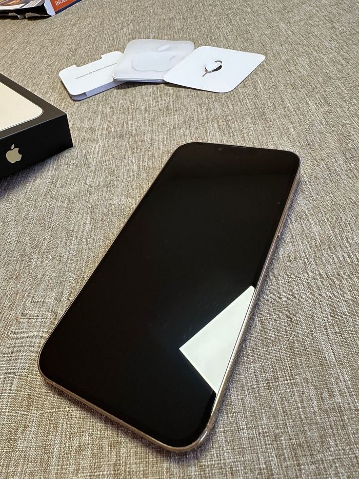 Apple iPhone 11 Pro Max 512gB - photo numéro 3