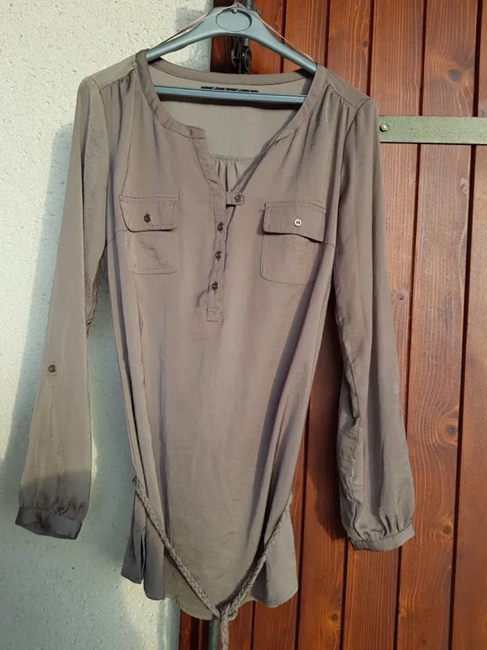 Blouse satin taupe dorée - photo numéro 2