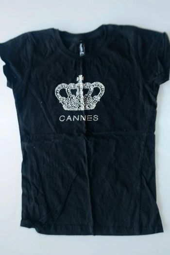 Tshirt cannes comme neuf - dressing trié par tailles
