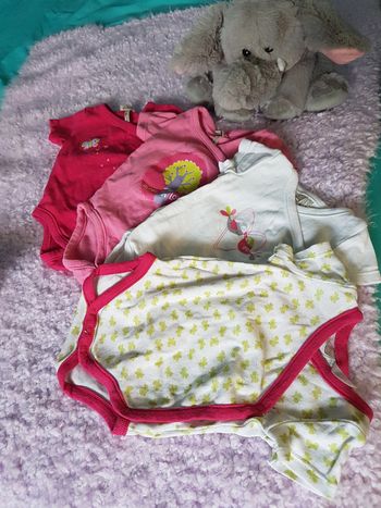 Lot de 4 bodie 1 mois