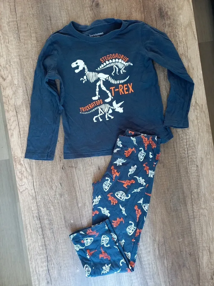 Lot vêtements garçon 4 ans - photo numéro 10