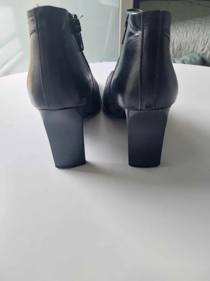 Bottine noire a talon interieur cuir T39 - photo numéro 8
