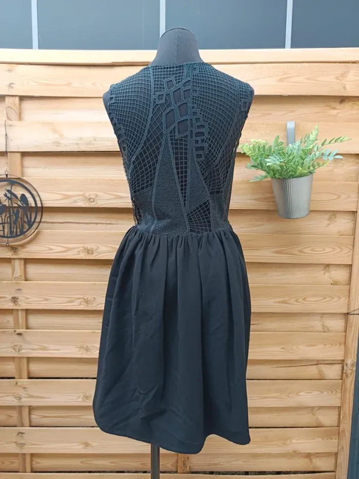 Superbe robe taille 3 - photo numéro 4